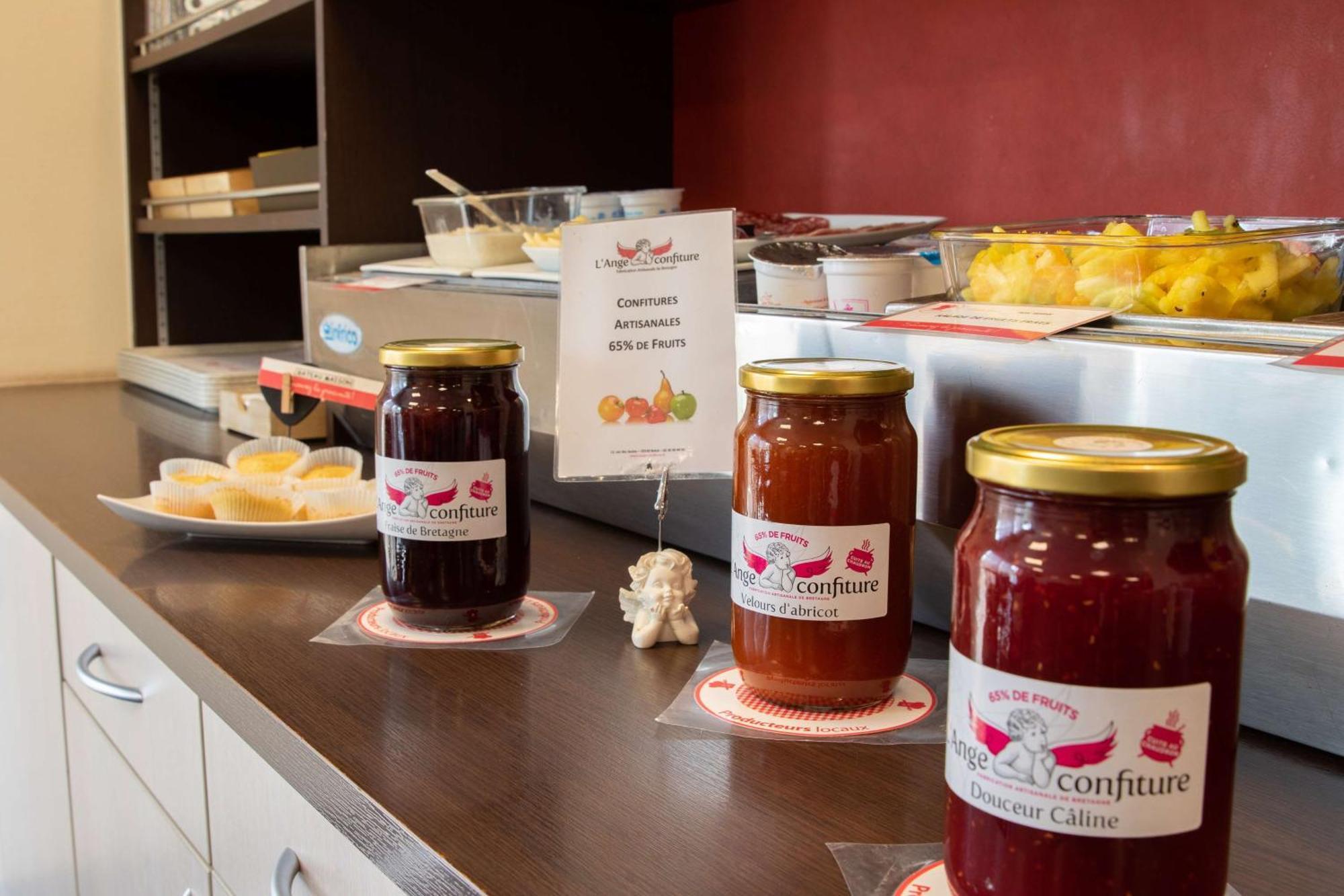Brit Hotel Saint-Meen-Le-Grand En Broceliande 외부 사진