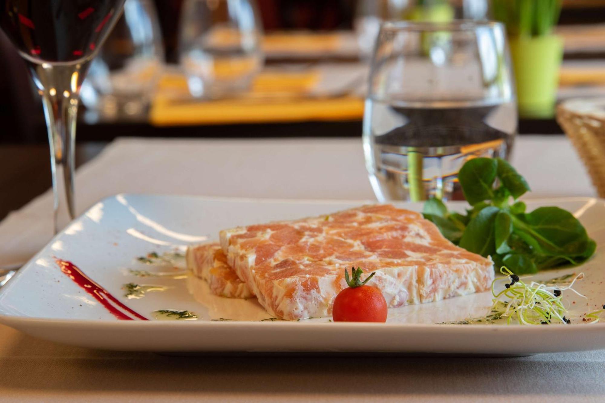 Brit Hotel Saint-Meen-Le-Grand En Broceliande 외부 사진