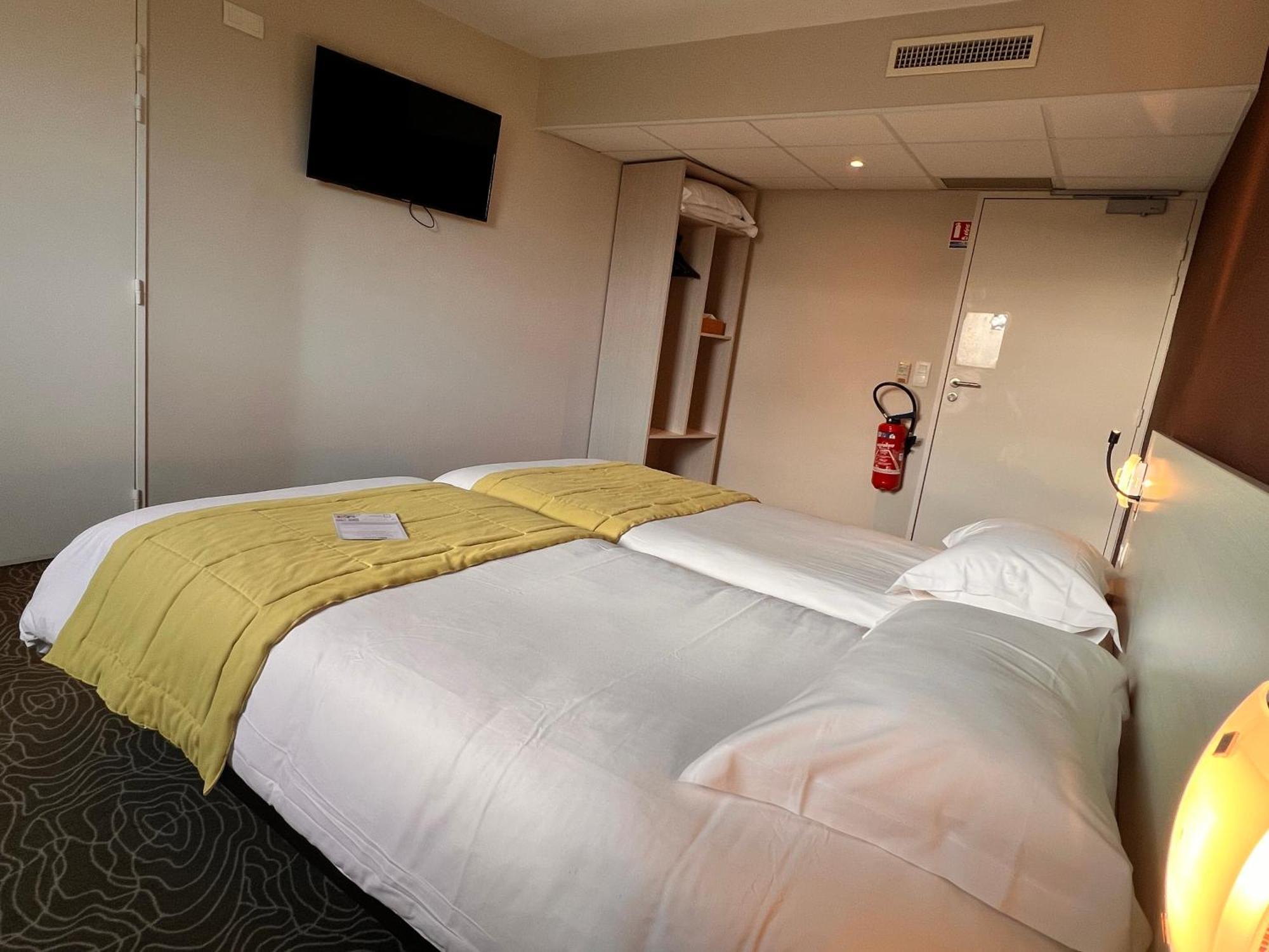 Brit Hotel Saint-Meen-Le-Grand En Broceliande 외부 사진