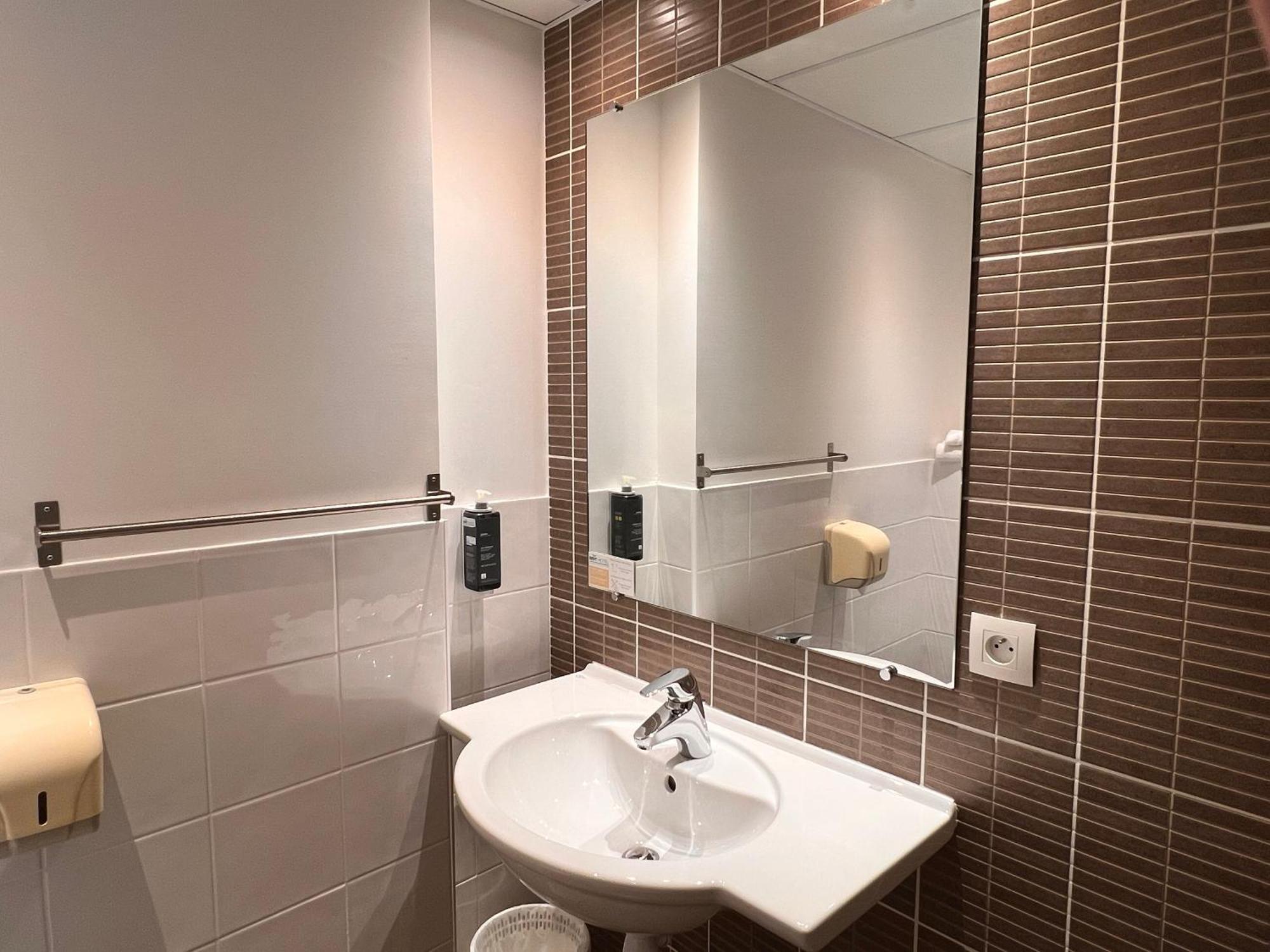 Brit Hotel Saint-Meen-Le-Grand En Broceliande 외부 사진