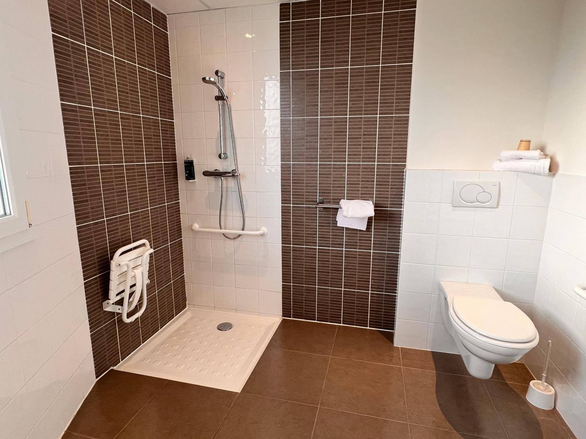 Brit Hotel Saint-Meen-Le-Grand En Broceliande 외부 사진